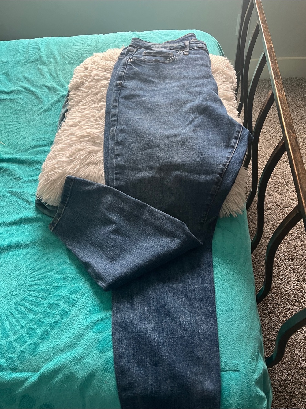 Sonoma Dark Blue Straight-Leg Women's Jeans